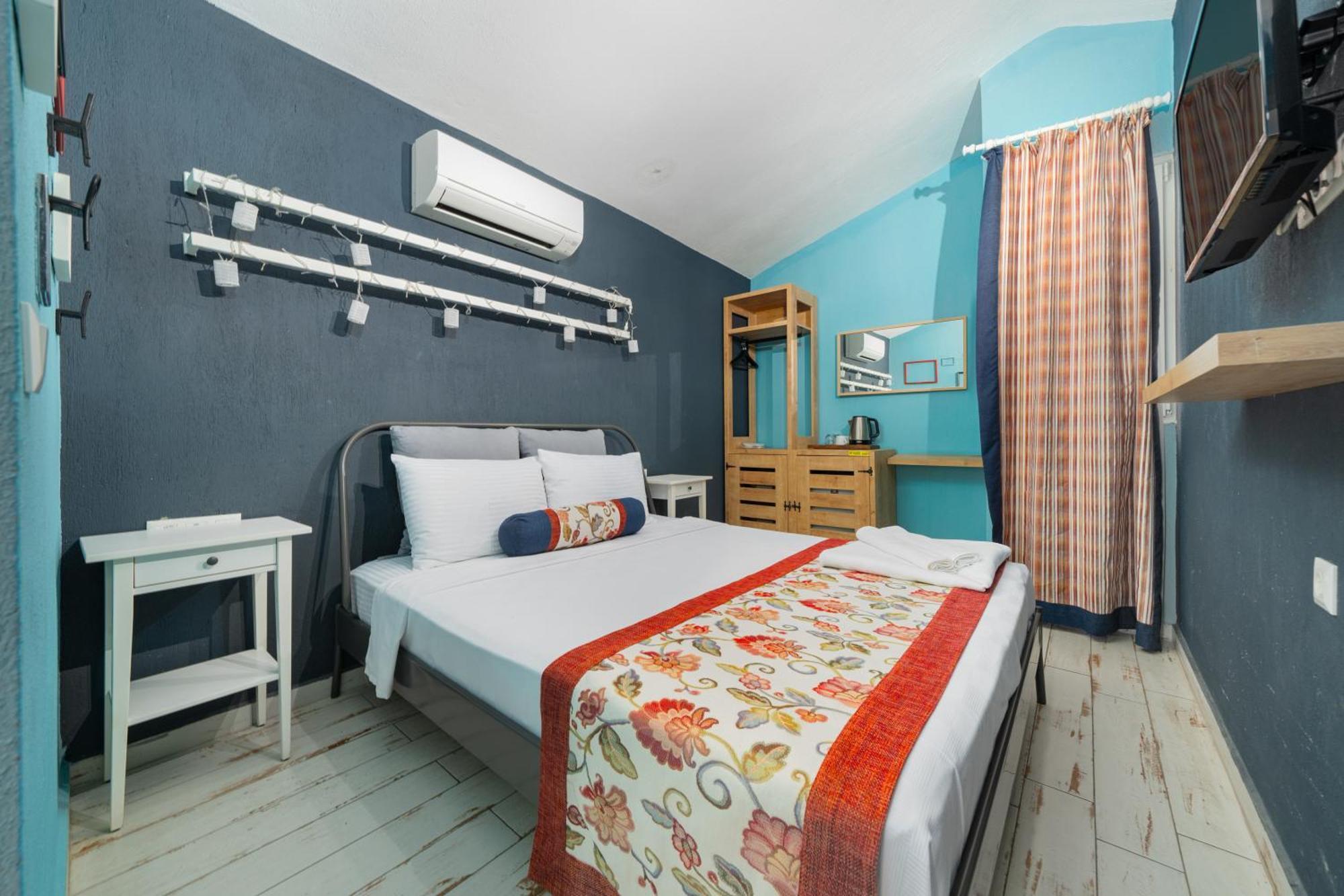 Isinda Pansiyon Kaş Luaran gambar