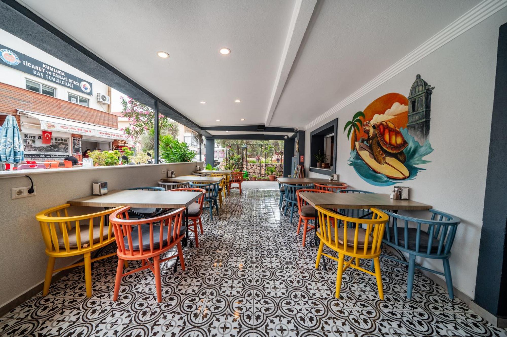 Isinda Pansiyon Kaş Luaran gambar